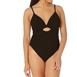 La Blanca Island Goddess Twist Keyhole Front One Piece Swimsuit in black size 16